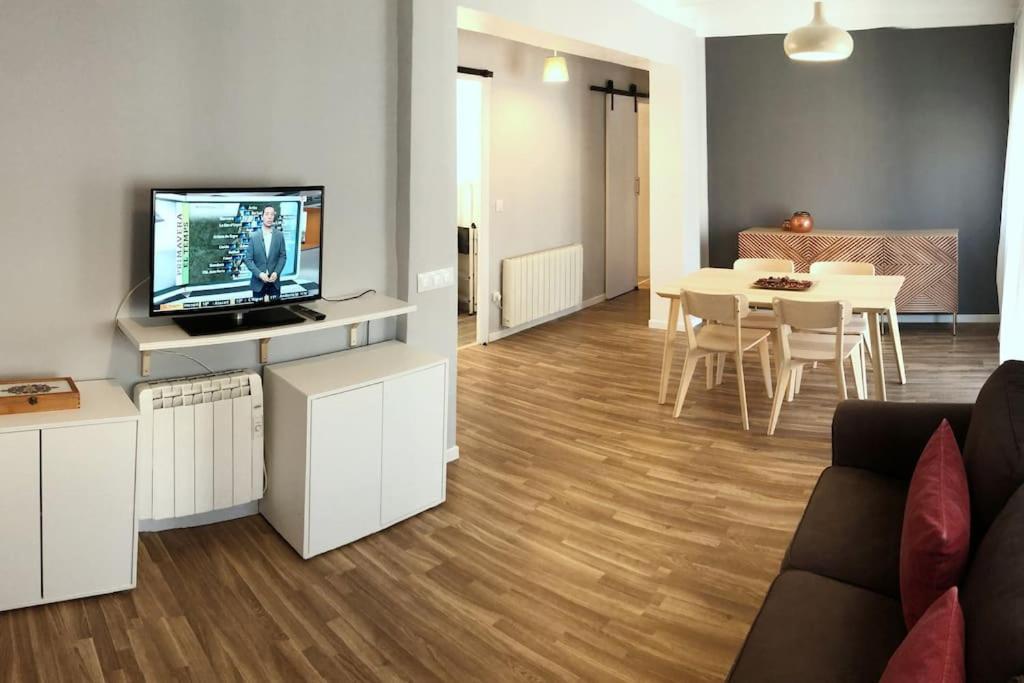 El Balco Del Bastareny Apartamento Renovado 6P جوارديولا دي بيرغا المظهر الخارجي الصورة